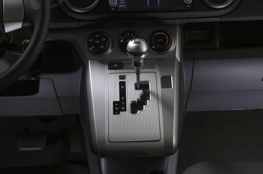 Scion xB 2007 года  (фото 163 из 221)